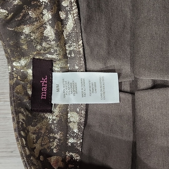 mark. Gold Patterned Metallic Pleated Knee-Length Skirt, Holiday Glam, Medium - Picture 6 of 9